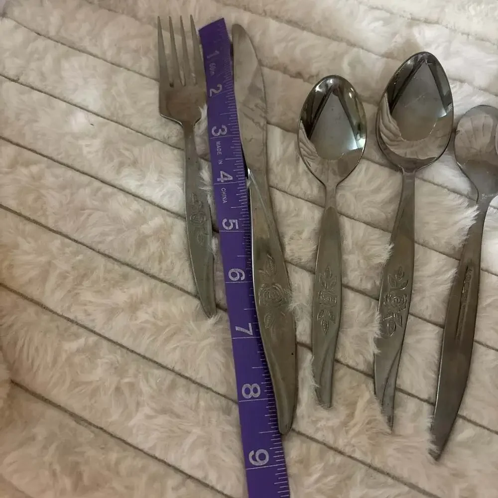 Hanford Forge pattern avon